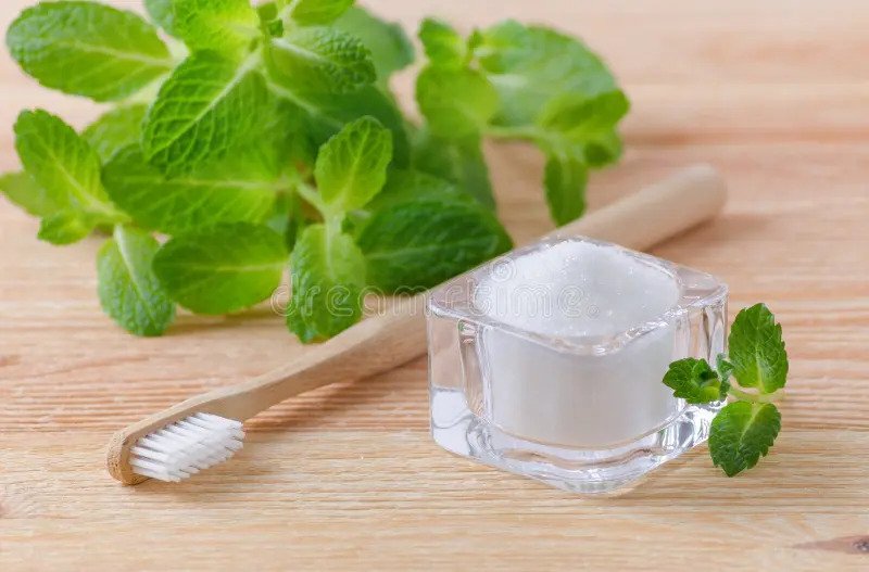 Xylitol et Siwak : la combinaison dentaire naturelle idéale